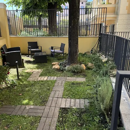 Paolina By Rentbeat Apartman *